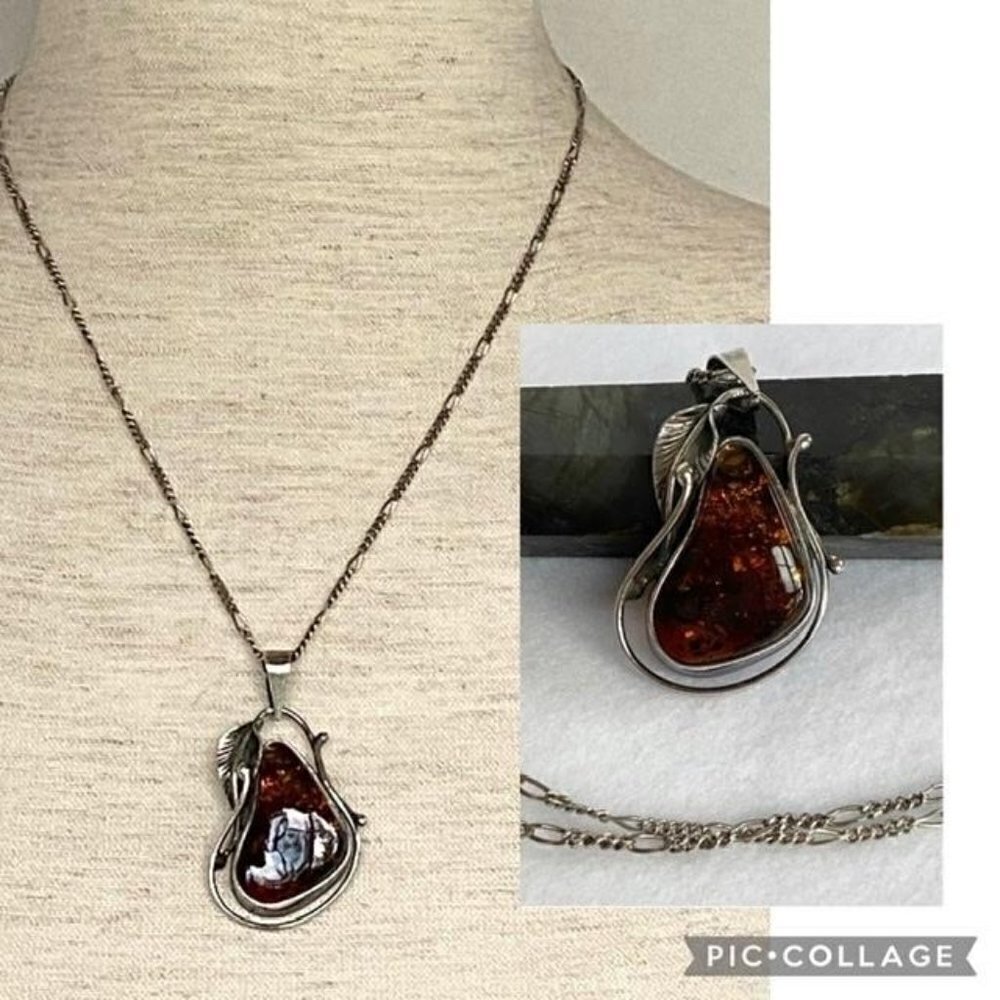 VTG Baltic Amber Sterling Silver Modernist Pendant Necklace Root Beer 18" Figaro